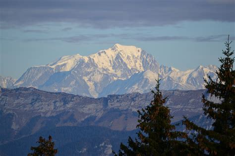 Le Mont Blanc Vu Du Mont Revard Mont Blanc Lac Montagne