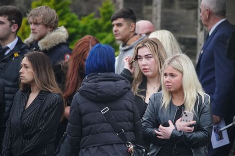 Mourners Urged To Find Hope At Funeral Of Pub Shooting Victim Elle Edwards Banbury Fm