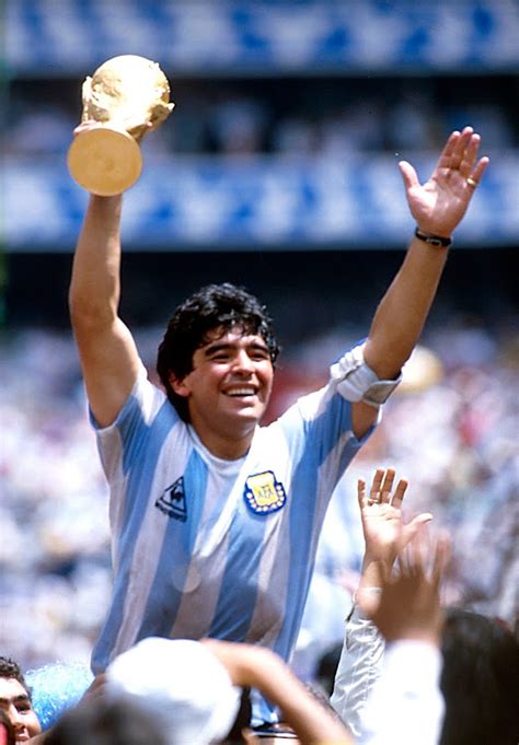 Maradona S 1986 World Cup Final Shirt Returns To Argentina