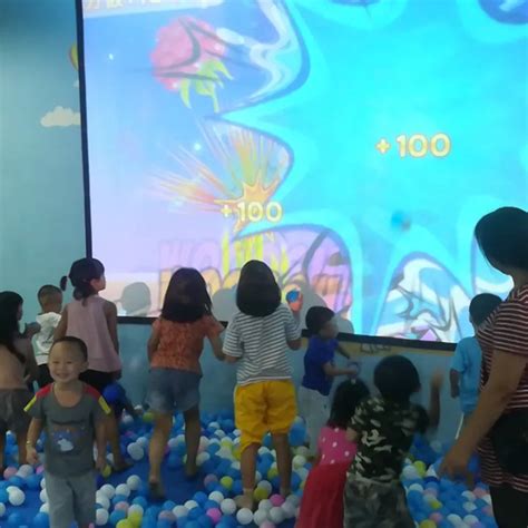 22 Games Smart Kids Game Interactive Floorwall Projection System