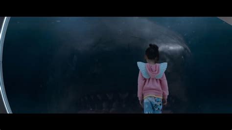 In The Meg 2018 The Asian Child Is Wearing Angel Wings This Is A