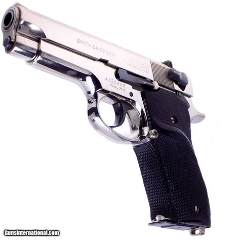 1st Generation Circa 1980 Smith And Wesson Model 39 2 1st Gen 9mm Semi