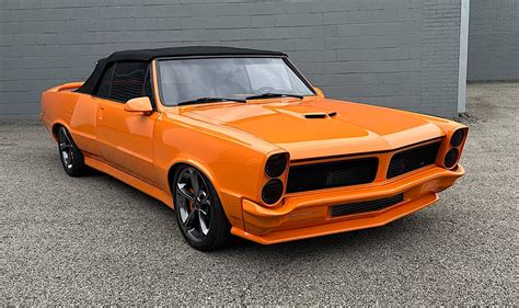 Pontiac's Timeless Appeal: The Unique GTO-Corvette Hybrid Muscle Car