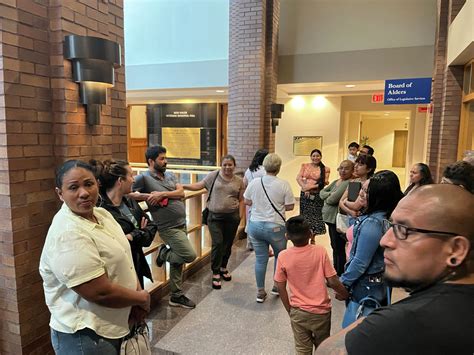 Immigrants want New Haven charter to let non-citizens serve