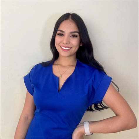 Samantha Ruiz Cirujano Dentista