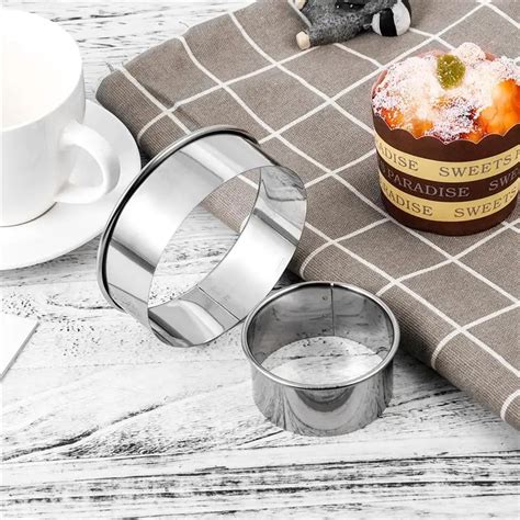 12pcs Round Shape Pastry Cutters Cake Cookie Biscuit Cutter Set
