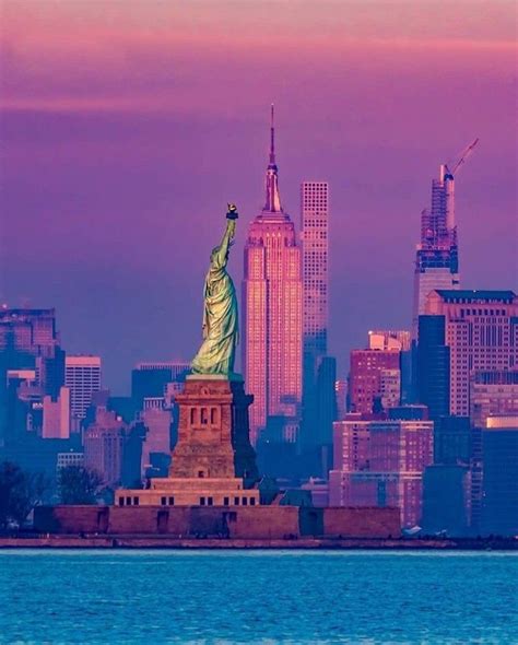 Statue Of Liberty And New York City Skyline Nueva York Mundo