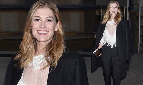 Rosamund Pike Flashes Her Braless Cleavage In Nyc Daily Mail Online