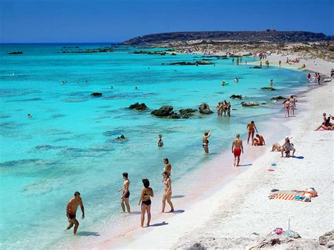 Elafonisi Beach The Amazing Pink Beach Of Crete