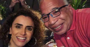 نشرت الفنانة نشوى مصطفى صورة للفنان شريف الدسوقى عبر صفحتها الشخصية على إنستجرام، بعد بتر قدمه بالأمس وطالبت من متابعيها الدعاء له. تعرف على من أطلق اسم "سبعبع" على شريف الدسوقى فى "بـ100 وش ...