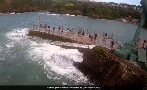 video girl swept out to sea while playing with friends in uk