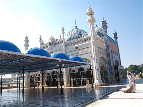 Beautiful Mosques Masjids In Pakistan Beautiful Places In Pakistan