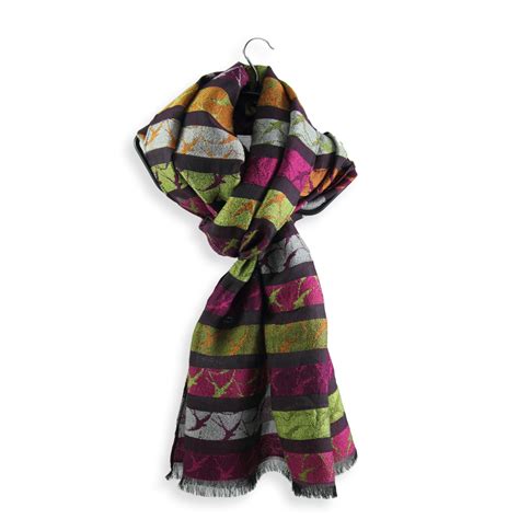 Check spelling or type a new query. Echarpe Femme Rose Fuchsia en Laine/Coton/Soie - Motif ...