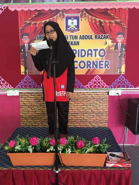 Langsung saja yuk kita simak contoh dan ulasannya. Sekolah Berasrama Penuh Integrasi Tun Abdul Razak Pekan ...