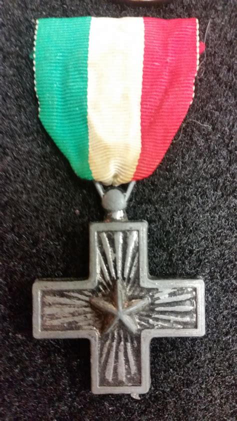 Please Help Me Identify My Grandfathers Medal From Ww2 Army