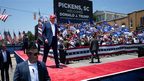 Trump Attacks Biden And Federal Law Enforcement At Fourth Of July Event The New York Times