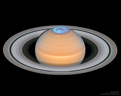 The Best Pictures Ever Taken Of Saturns Aurora Borealis Great Lakes