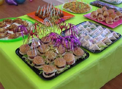 Aquí tienes las verduras mas ricas que puedas encontrar para degustar en tu comida para tu fiesta saludable de cumpleaños en casa. Comida para fiestas infantiles cumpleaños - Imagui