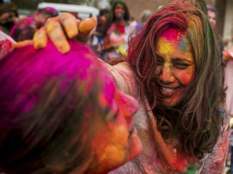 holi 2018 date importance and significance of the festival oneindia news