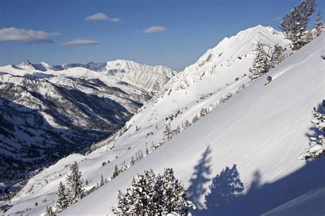 Skiing in Utah Photo Credit: Utah | Utah skiing, Utah ski resorts, Park city mountain