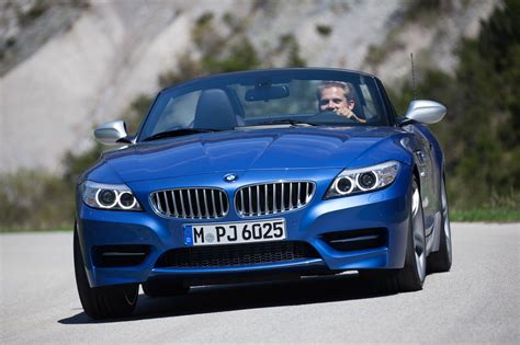 Inforightnow.com has been visited by 100k+ users in the past month 2016 BMW Z4 Estoril Blue