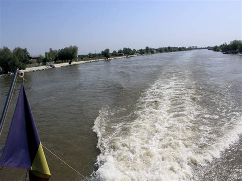 Na 2888 km bereikt hij de zwarte zee via de donaudelta, in roemenië en oekraïne. Mein Rumänien - Ein Rumänien Fotoblog - Blog: Mit der ...