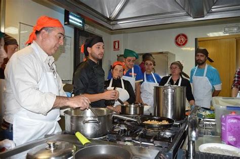 Curso online ayudante de cocina práctico aborda los siguientes objetivos: curso-ayudante-cocina-12 - Coceder