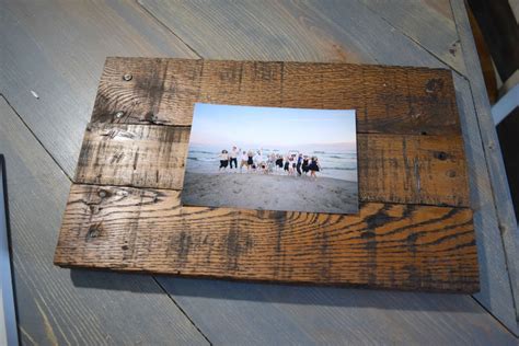 There are steps to follow. DIY Rustic Scrap Wood Picture Frames Spotlight Favorite Photos