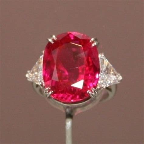 Pink Ruby Gemstones vs Pink Sapphire Gems | Bellatory