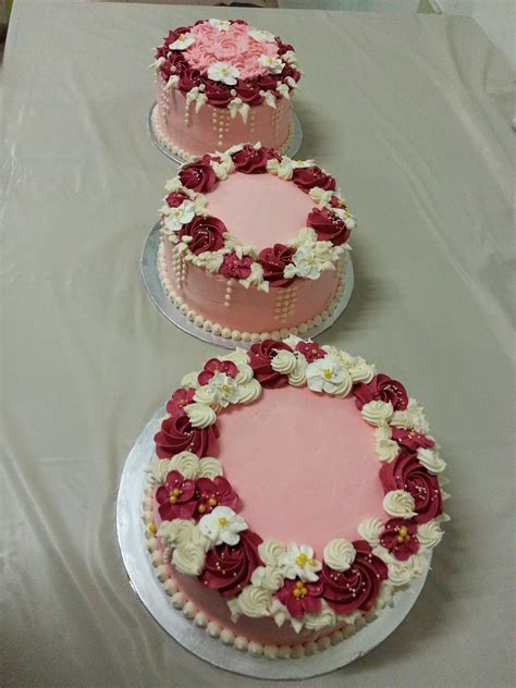 Kek tiga tingkat , kek dua tingkat, kek kahwin tiga tingkat, kek hantaran kahwin tiga tingkat, kek perperkahwinan tiga tingkat, hantaran tunang shah alam, cupcakes hantaran tunang shah alam, kek hantaran, cupcakes hantaran,, kek hantaran kahwin, cupcakes hantaran kahwin, kek birthday shah alam, durian crepe, kek birthday di puchong kek hantaran tunang, kek hantaran perkahwinan, penghantaran. nyummcakes: Tempahan:kek kahwin red velvet 3 tingkat