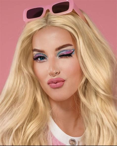 Make Up Mata Seperti Barbie Saubhaya Makeup