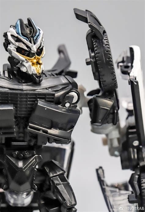 Transformers Studio Series ~ Barricade Action Figure 28 ~ Deluxe Class