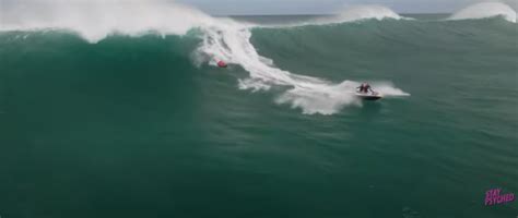 My Biggest Barrel In Years Surfing Massive Outer Reefs Surf News Network