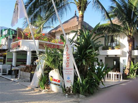 Best Price On The Boracay Beach Resort In Boracay Island Reviews