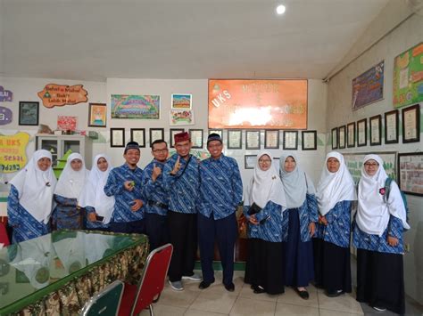 So please help us by uploading 1 new document or like us to download SD Al-IRSYAD Surabaya yang Menginspirasi | JSIT Kota ...