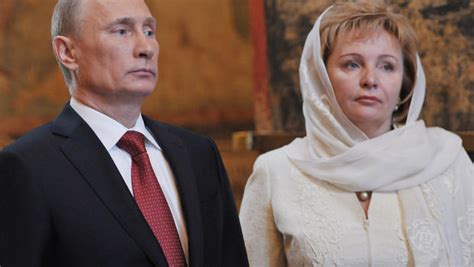 Russian President Vladimir Putin Wife Lyudmila Announce Divorce Cbs News