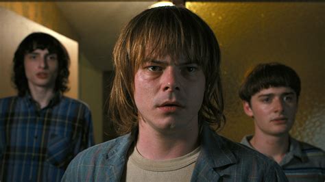 Stranger Things Charlie Heaton Was Cut Out Of A Scene For Laughing Too Much
