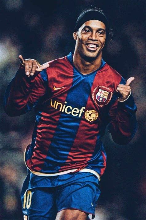 Ronaldinho Ga Cho Barcelona