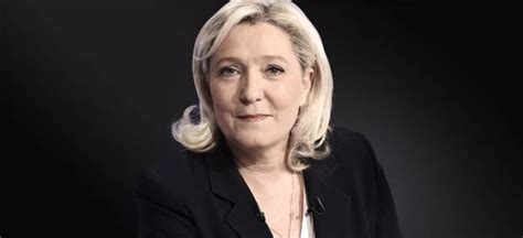 We also cannot be sure what the mood will be between the first and second rounds or which stories will define the campaign's final stretch. Marine Le Pen topless ? Découvrez le cliché (très ...