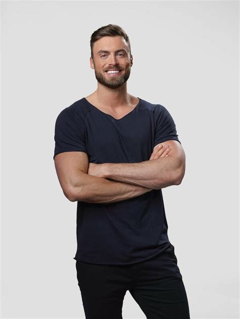 Die „bachelorette´ ist glücklich vergeben, seit januar macht sich nun der „bachelor´ auf die suche nach der großen liebe. Der Bachelor Staffel 11: Niko Griesert Episodenguide ...