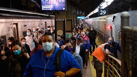 After first seeing the virus emerge in nyc during march, the city quickly saw a surge that would eventually frame the entire nation's response to the pandemic. NYC sees 1st signs of post-COVID-19 metropolis as it ...