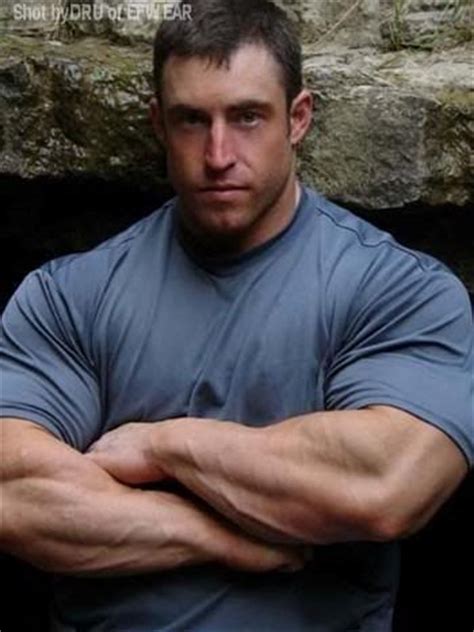 Erik Fankhouser ripped forearms massive front profile Músculo Referencias