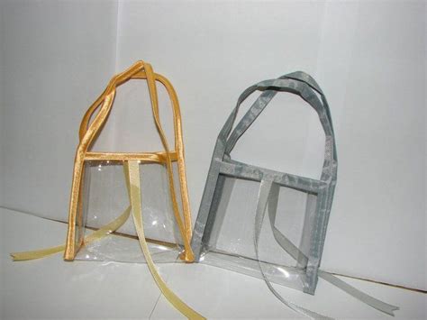 ขึ้น งาน กับ น้อง ครั้งแรก. ถุงกระปุก mor48 | เงิน