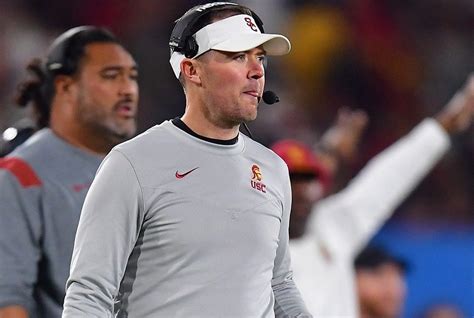 Everything Lincoln Riley Said Tuesday As Usc Prepares For Pac 12 Title