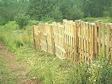 Pictures of Wood Fence From Pallets