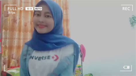 Siti nurhaliza cakra khan seluruh cinta official lyric video. Siti Nurhaliza - Bukan Cinta Biasa ( Cover ) - YouTube