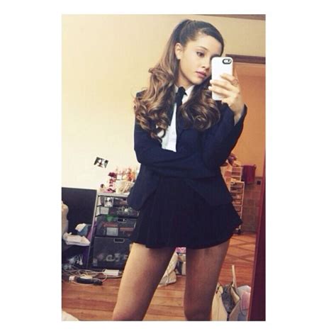 Ariana Grande Twitter Instagram And Personal Photos January 2014