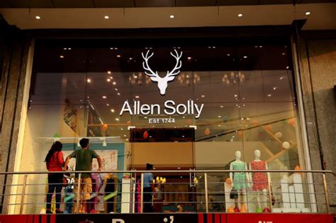 Branded Showrooms In Delhi Clothing Stores In Delhi