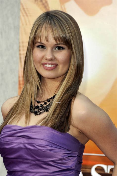 Wallpaper World Debby Ryan Is Beautiful Singer And Sexy Actress In Hollywood