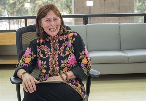 Desde el 4 de enero de 2021 es la secretaria de economía de méxico. Tatiana Clouthier Carrillo tomó posesión como secretaria de Economía | MÁSNOTICIAS